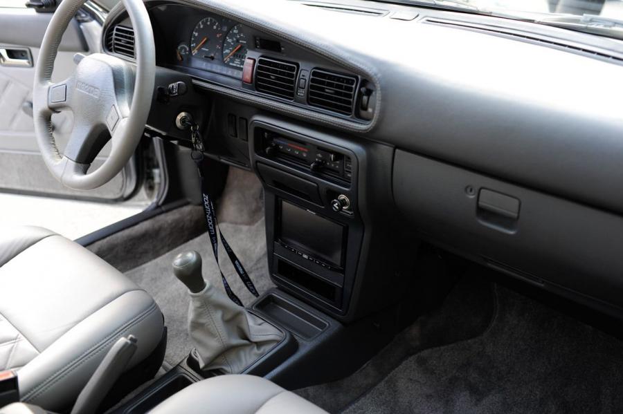  Mazda 626 1991 года  (фото 36 из 36)